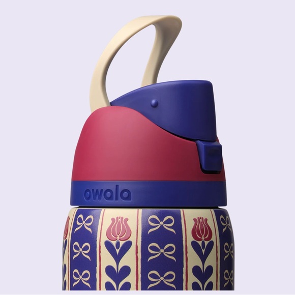 Owala Holiday Hygge Collection Limited Edition 32oz bottle water - Picture 3 of 4
